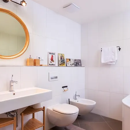 Apartment Maisonette Smichov